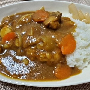 豚肉 玉ねぎ にんじんのカレー